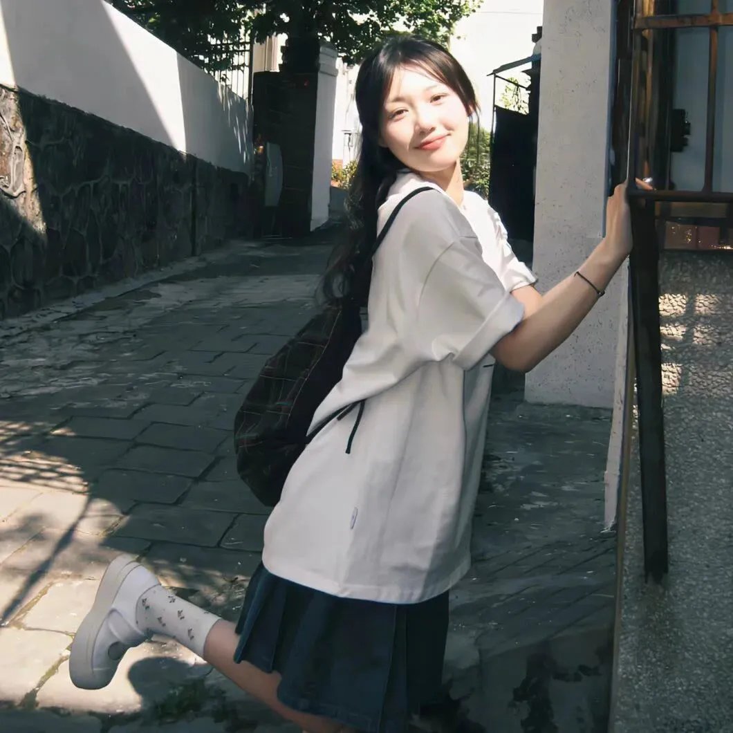 丹青小姐